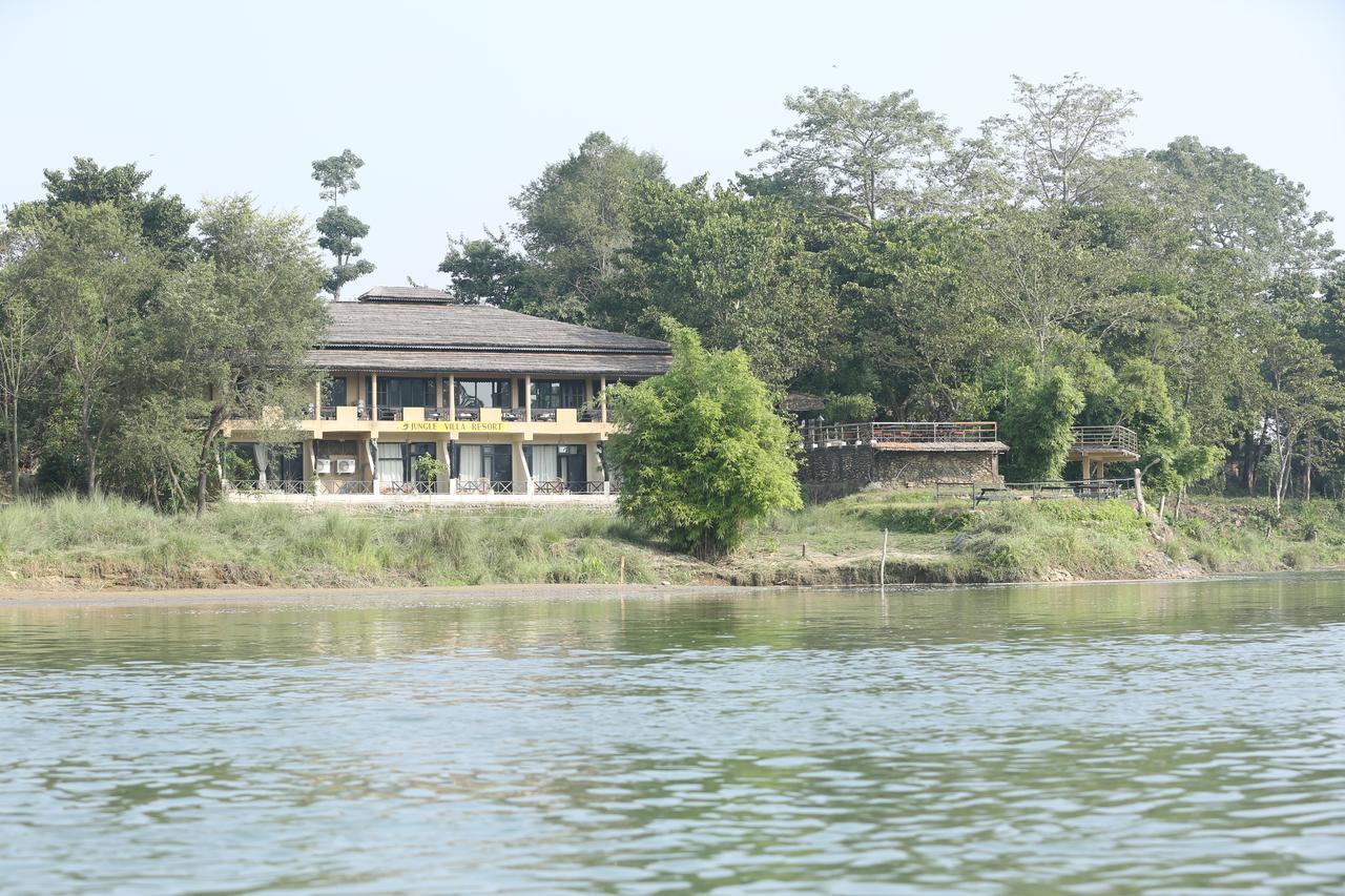 Jungle Villa Resort Chitwan Exterior foto